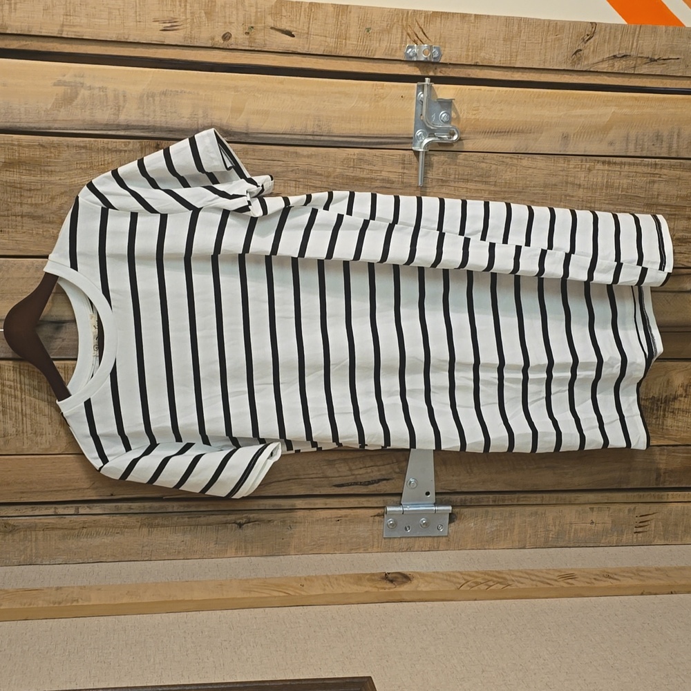Vine & Love tee shirt dress